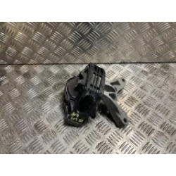 Support moteur droit PEUGEOT 208 2 d’occasion