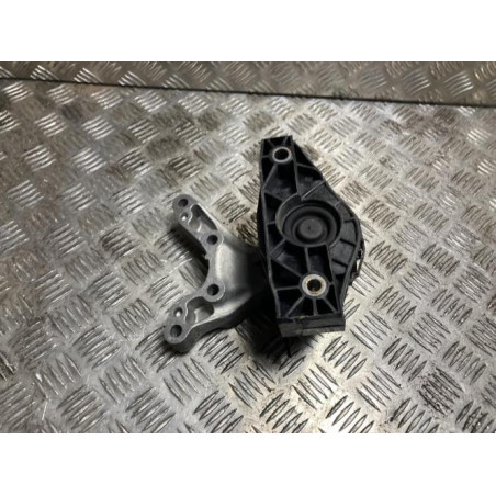 Support moteur droit PEUGEOT 208 2 d’occasion