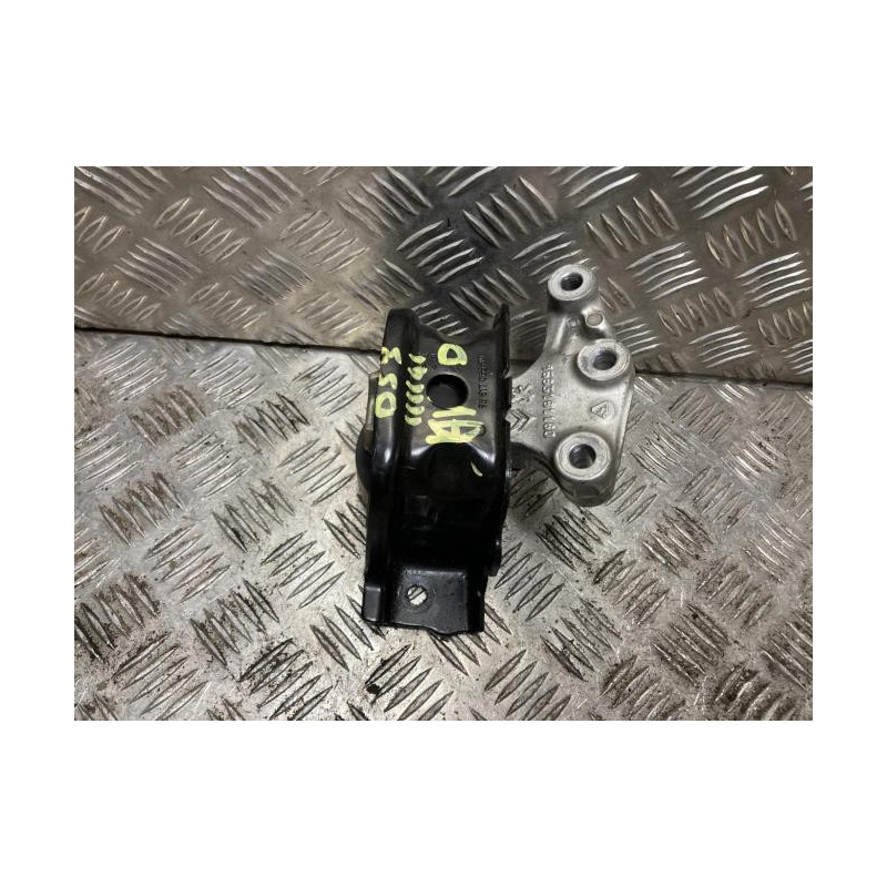 Support moteur droit CITROEN DS3 PHASE 1 d’occasion
