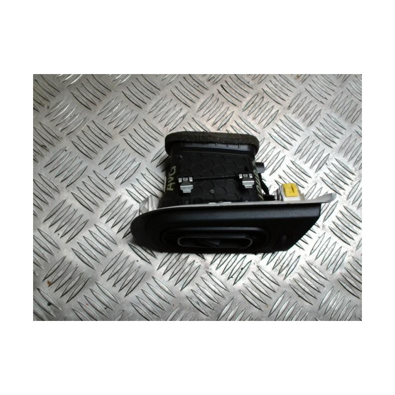 Aerateur tableau de bord avant gauche CITROEN C3 3 PHASE 1 d’occasion