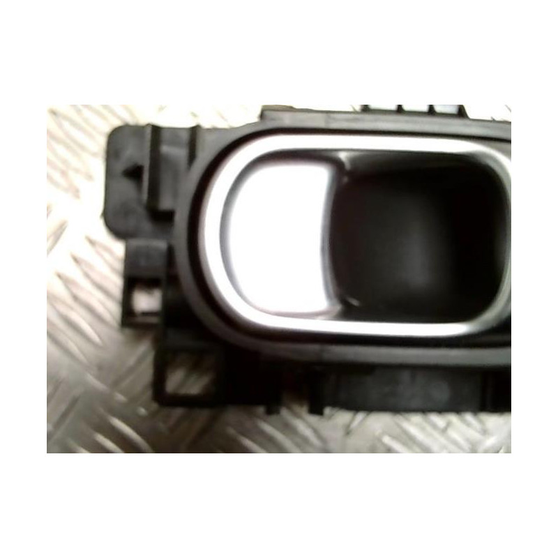 Poignee interieur avant gauche CITROEN C3 3 PHASE 1 d’occasion