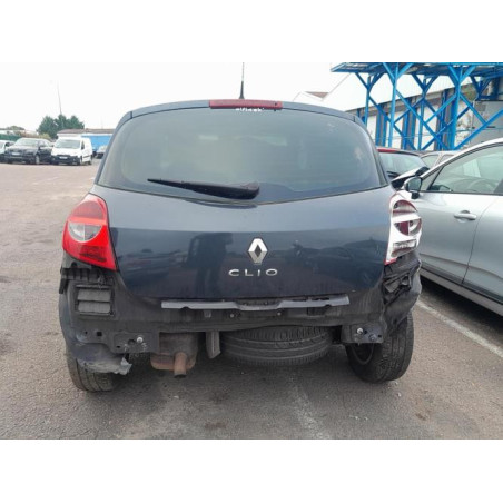 Baguette de porte arriere gauche  RENAULT CLIO 3 PHASE 1 d’occasion