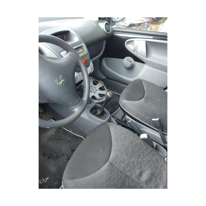 Platine feu arriere gauche PEUGEOT 107 PHASE 2 d’occasion