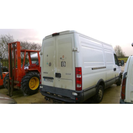 Sangle de reservoir IVECO  d’occasion