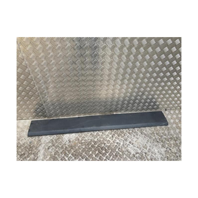 Baguette de porte avant gauche RENAULT MASTER 3 PHASE 3 d’occasion