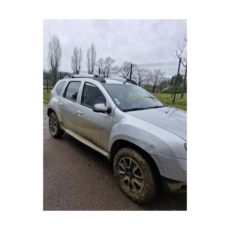Etrier avant droit (freinage) DACIA DUSTER 1 PHASE 2 d’occasion