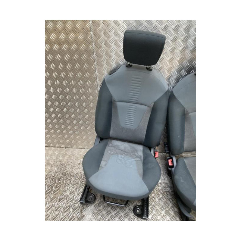 Interieur complet FORD KA 2 PHASE 2 d’occasion