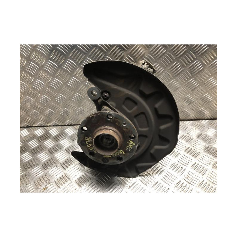 Fusee avant gauche SEAT LEON 3 PHASE 1 d’occasion