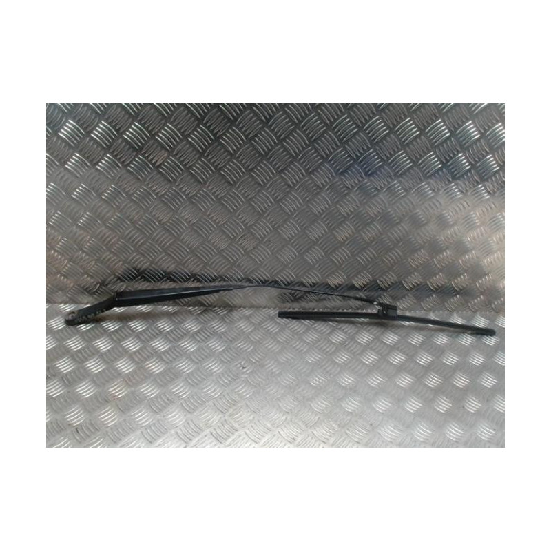 Bras essuie glace avant droit AUDI A3 2 PHASE 1 d’occasion