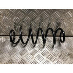 Ressort de suspension arriere VOLKSWAGEN POLO 6 PHASE 2 d’occasion