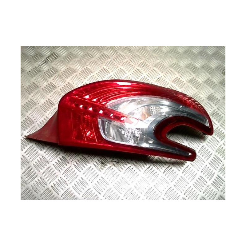 Feu arriere principal droit (feux) PEUGEOT 208 1 PHASE 1 d’occasion