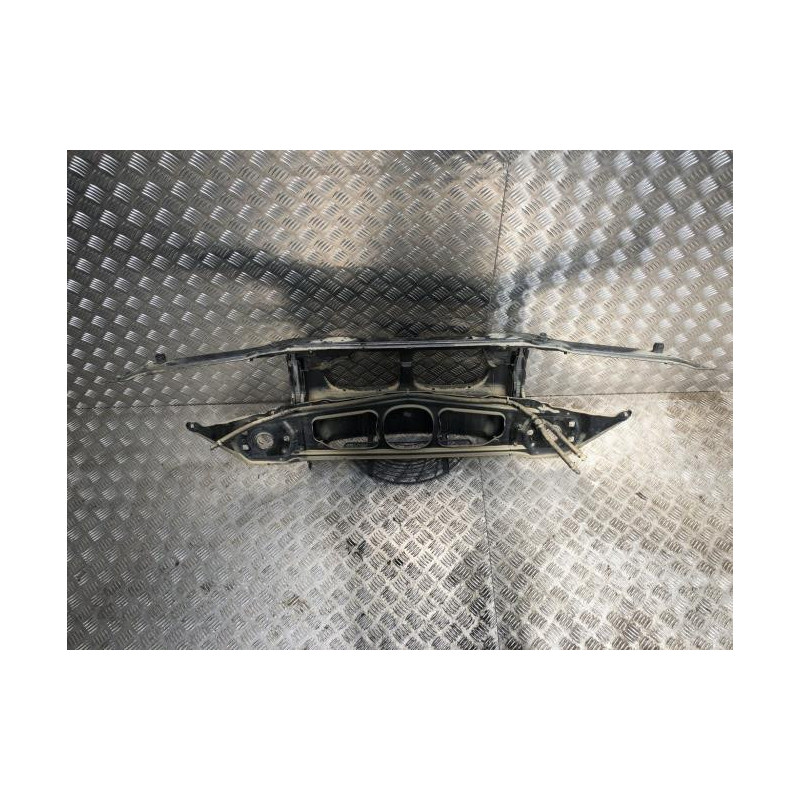 Armature avant, Masque avant BMW SERIE 3 E46 COUPE PHASE 1 d’occasion