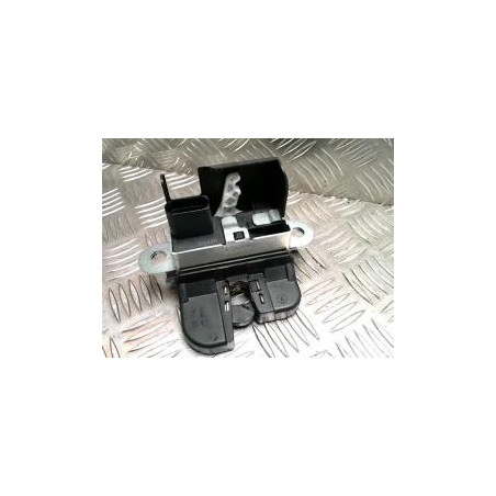Serrure de hayon VOLKSWAGEN GOLF 7 PHASE 1 d’occasion