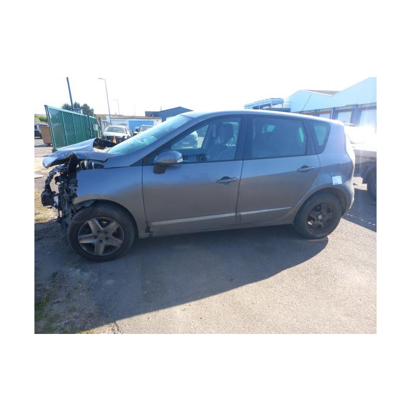 Feu arriere principal droit (feux) RENAULT SCENIC 3 PHASE 3 d’occasion