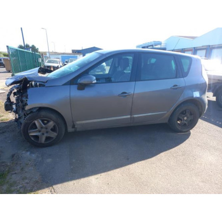 Feu arriere principal droit (feux) RENAULT SCENIC 3 PHASE 3 d’occasion