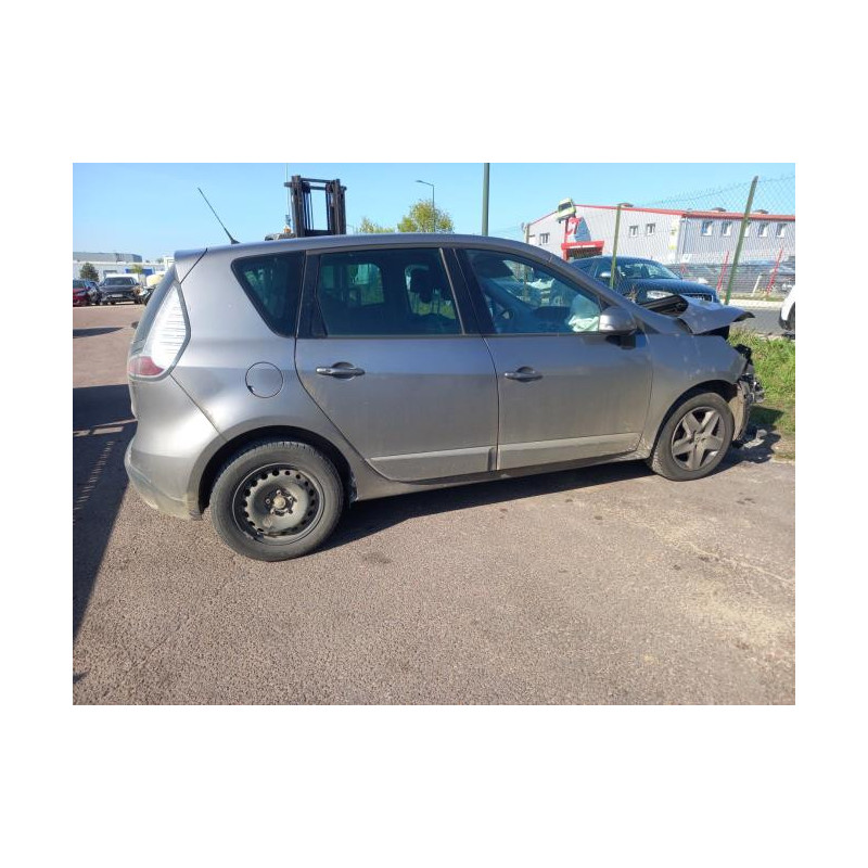 Feu arriere principal droit (feux) RENAULT SCENIC 3 PHASE 3 d’occasion
