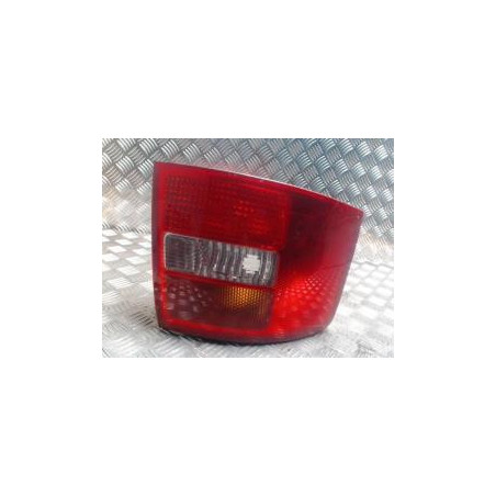 Feu arriere principal gauche (feux) AUDI A6 2 AVANT PHASE 2 BREAK d’occasion