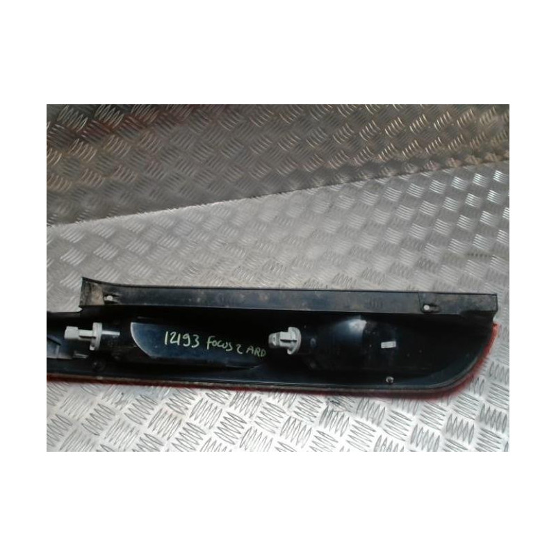 Feu arriere principal droit (feux) FORD FOCUS 2 PHASE 1 d’occasion