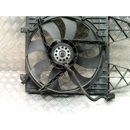 Moto ventilateur radiateur VOLKSWAGEN POLO 4 PHASE 1 d’occasion