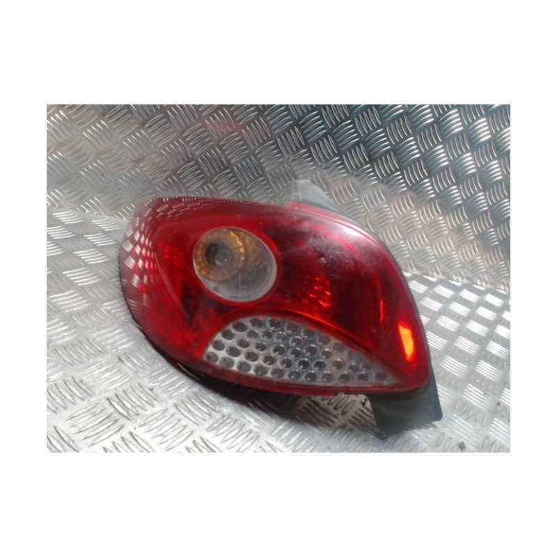 Feu arriere principal gauche (feux) PEUGEOT 206+ d’occasion