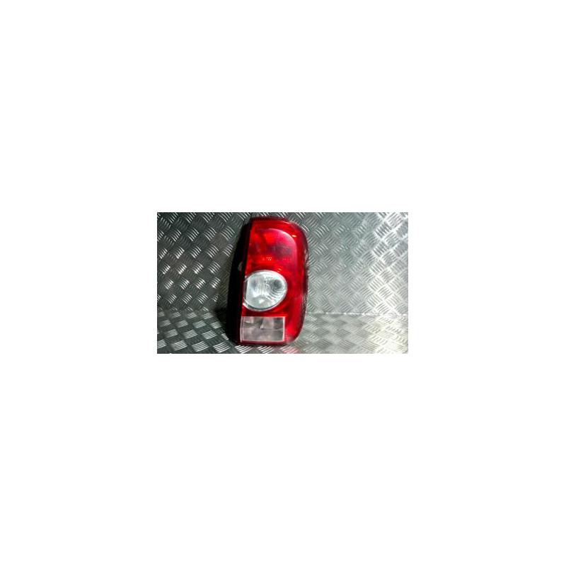 Feu arriere principal droit (feux) DACIA DUSTER 1 PHASE 1 d’occasion