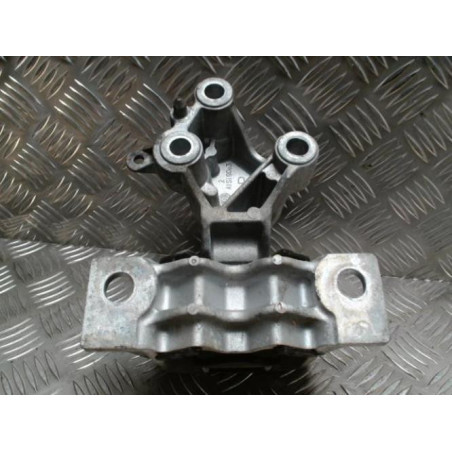 Support moteur RENAULT TWINGO 2 PHASE 1 d’occasion