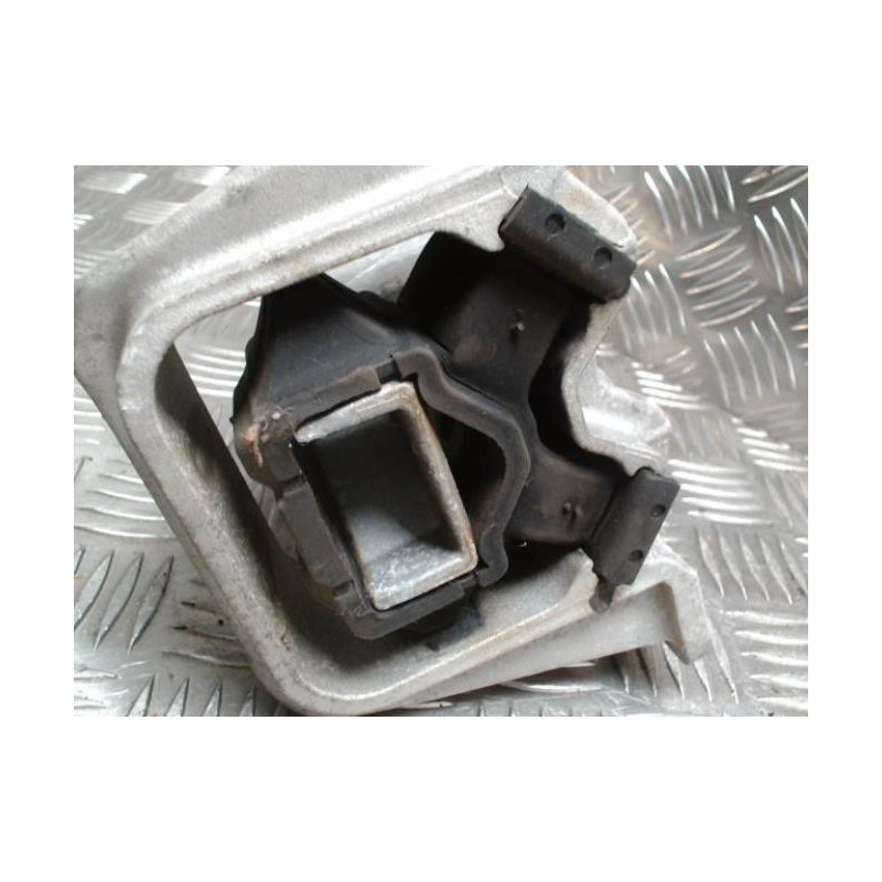 Support moteur RENAULT TWINGO 2 PHASE 1 d’occasion