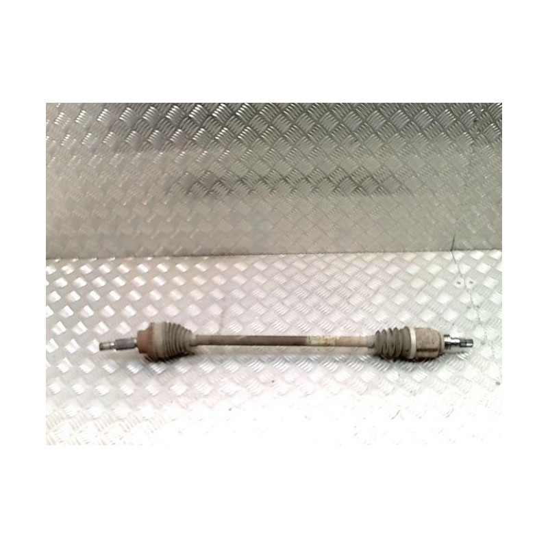 Cardan arriere droit (transmission) DACIA DUSTER 1 PHASE 1 d’occasion