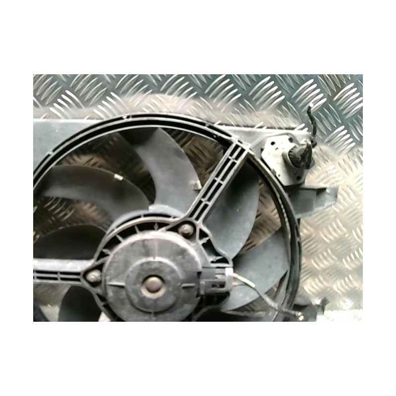 Moto ventilateur radiateur FORD FIESTA 5 PHASE 1 d’occasion