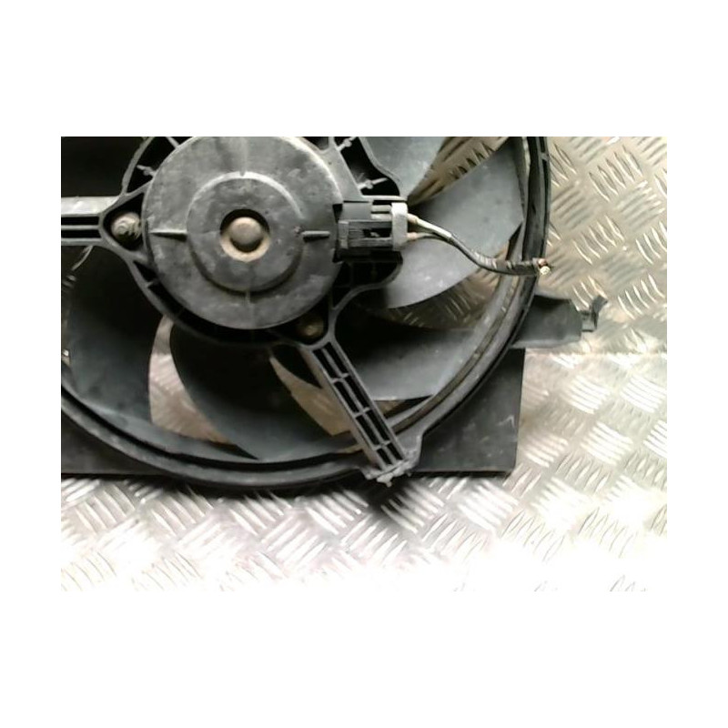 Moto ventilateur radiateur FORD FIESTA 5 PHASE 1 d’occasion