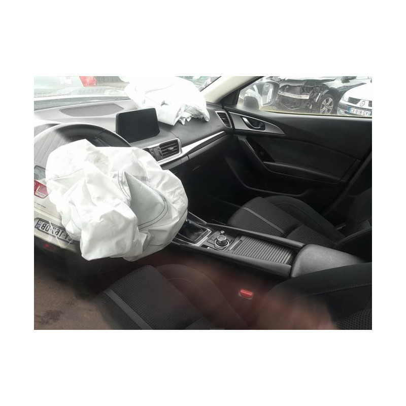 Moyeu avant droit MAZDA 3 3 PHASE 1 d’occasion
