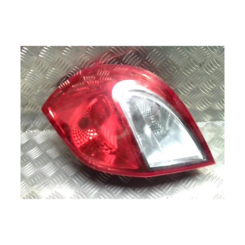 Feu arriere principal droit (feux) RENAULT CLIO 3 PHASE 2 d’occasion