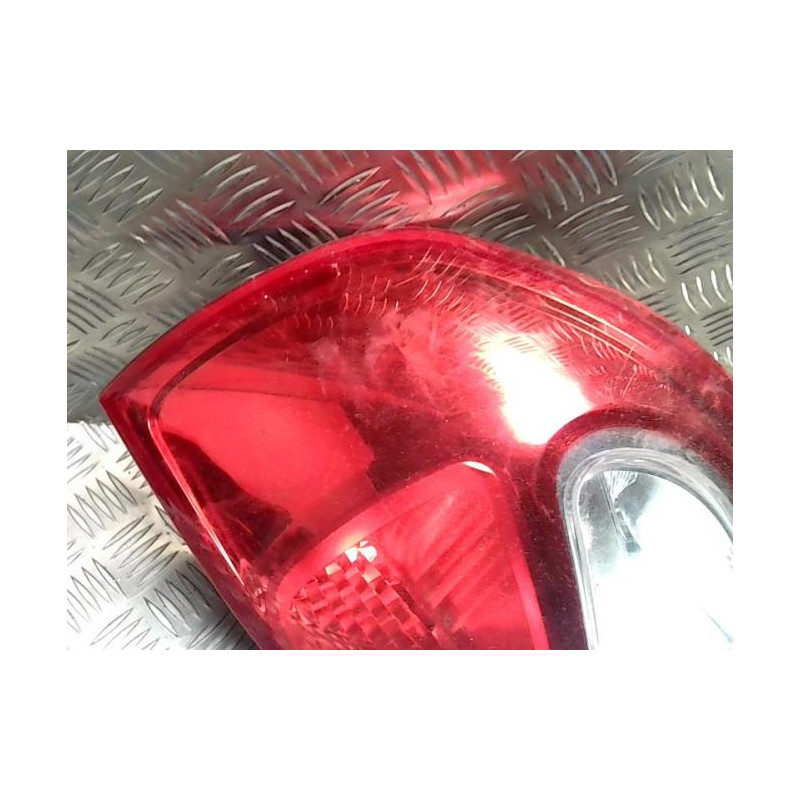 Feu arriere principal droit (feux) RENAULT CLIO 3 PHASE 2 d’occasion