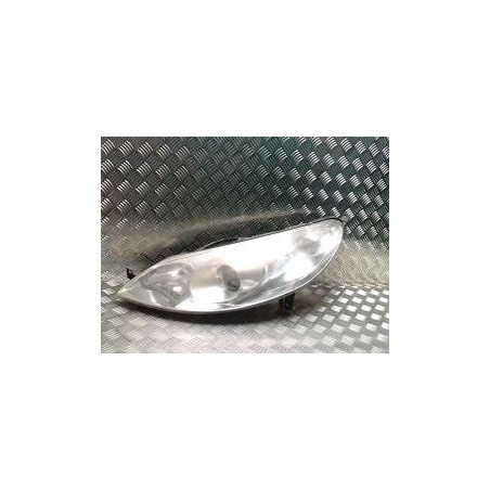 Optique avant principal gauche (feux)(phare) PEUGEOT 407 PHASE 1 BREAK d’occasion