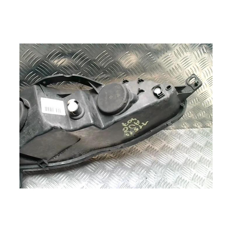Optique avant principal gauche (feux)(phare) PEUGEOT 407 PHASE 1 BREAK d’occasion