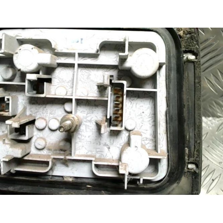 Feu arriere principal gauche (feux) PEUGEOT 205 PHASE 2 d’occasion
