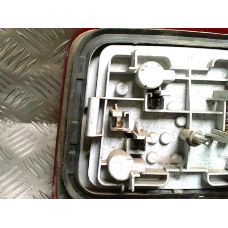 Feu arriere principal gauche (feux) PEUGEOT 205 PHASE 2 d’occasion