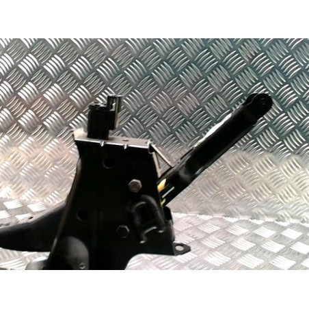 Pedale de frein VOLKSWAGEN POLO 4 PHASE 1 d’occasion