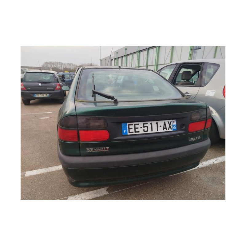 Anti brouillard droit (feux) RENAULT LAGUNA 1 PHASE 1 d’occasion