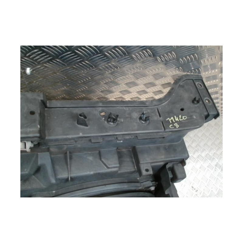 Moto ventilateur radiateur CITROEN C8 d’occasion
