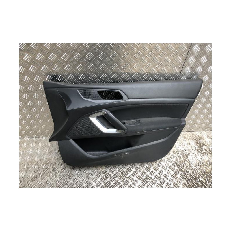 Panneau de porte avant droit PEUGEOT 308 2 SW PHASE 2 BREAK d’occasion