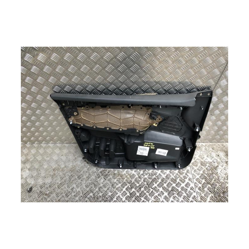 Panneau de porte avant droit PEUGEOT 308 2 SW PHASE 2 BREAK d’occasion