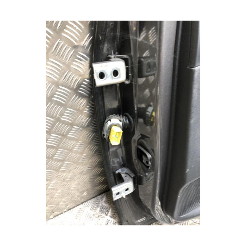 Porte arriere droit PEUGEOT 308 2 SW PHASE 2 BREAK d’occasion