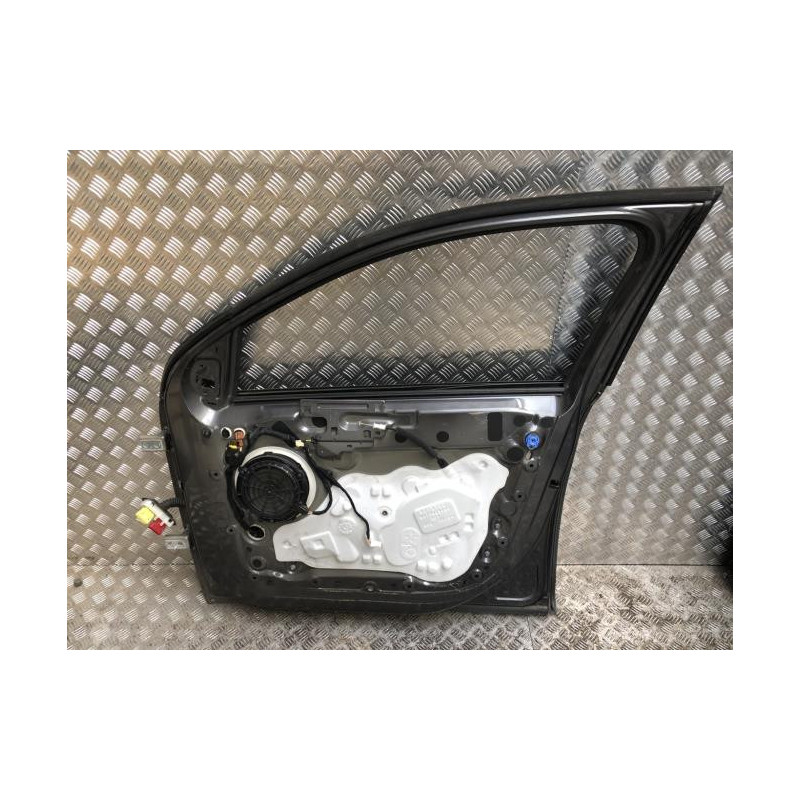 Porte avant droit PEUGEOT 308 2 SW PHASE 2 BREAK d’occasion