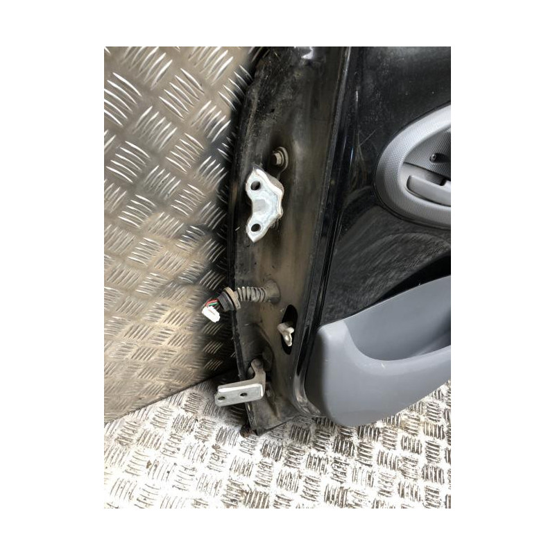 Porte arriere droit PEUGEOT 107 PHASE 2 d’occasion