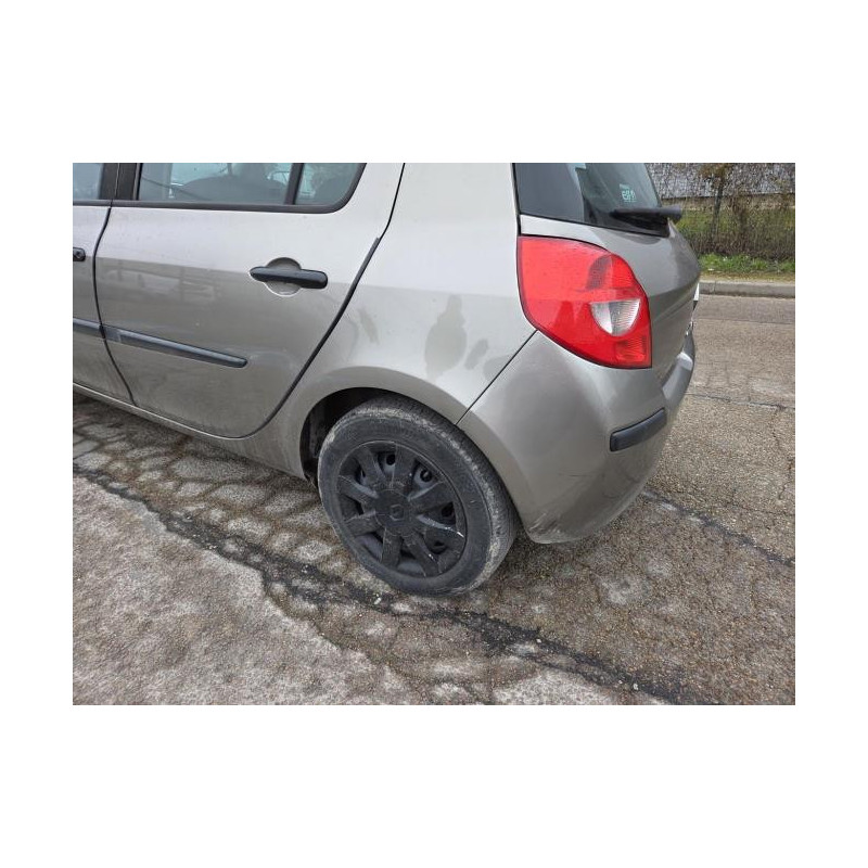 Capot RENAULT CLIO 3 PHASE 1 d’occasion
