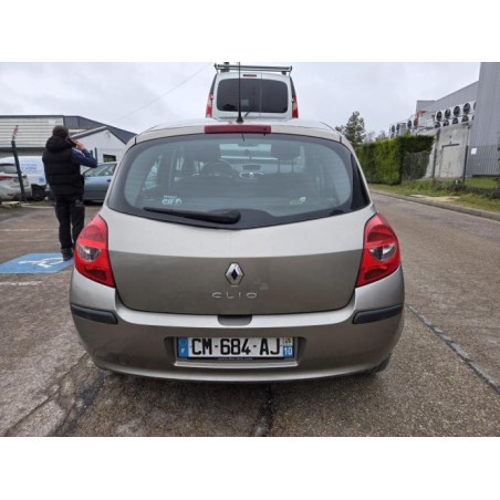 Capot RENAULT CLIO 3 PHASE 1 d’occasion
