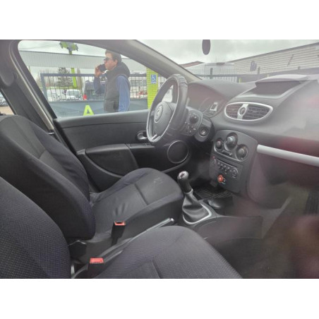 Capot RENAULT CLIO 3 PHASE 1 d’occasion