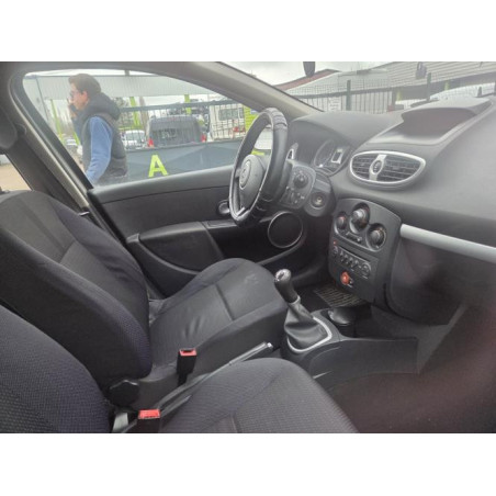 Capot RENAULT CLIO 3 PHASE 1 d’occasion