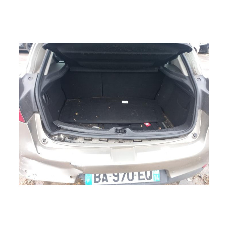Ceinture avant droit RENAULT MEGANE 3 PHASE 1 d’occasion